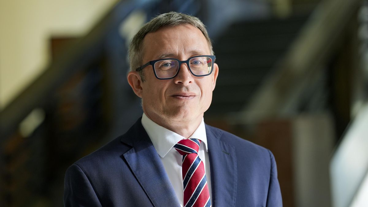 Náměstek ministra financí Holub skončí, pod Schillerovou pokračovat nebude